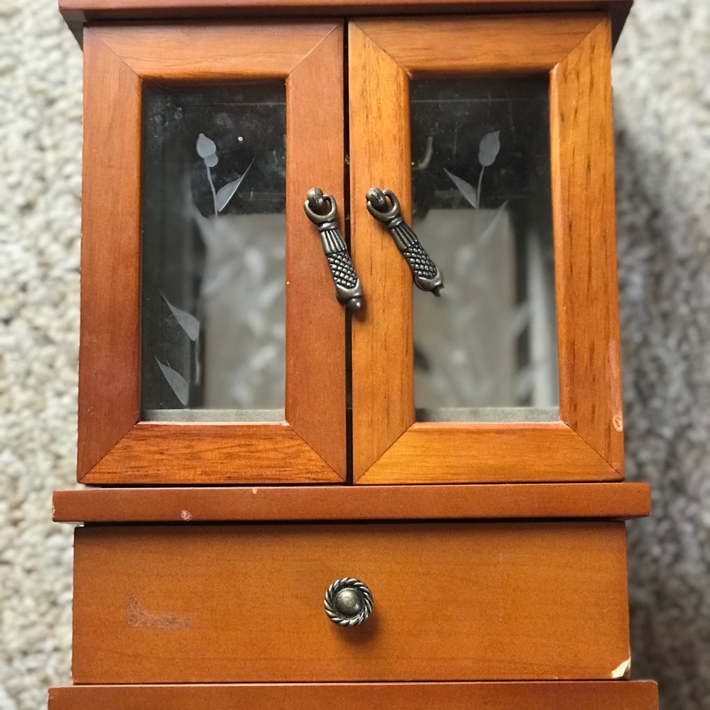 JEWLERY BOX